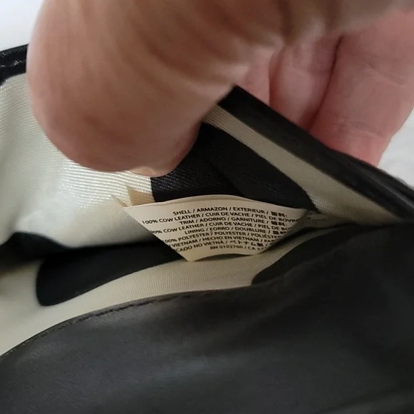 Kate Spade New York gold shimmer long wallet - Picture 16 of 16